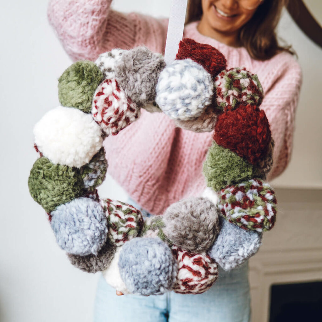 farmhouse pompom wreath