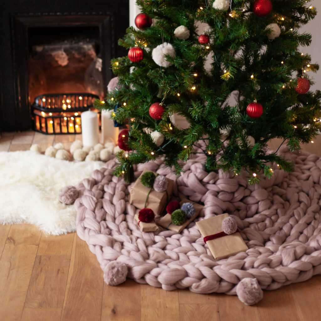 Giant Christmas Tree Skirt - Knitting Pattern - Lauren Aston Designs